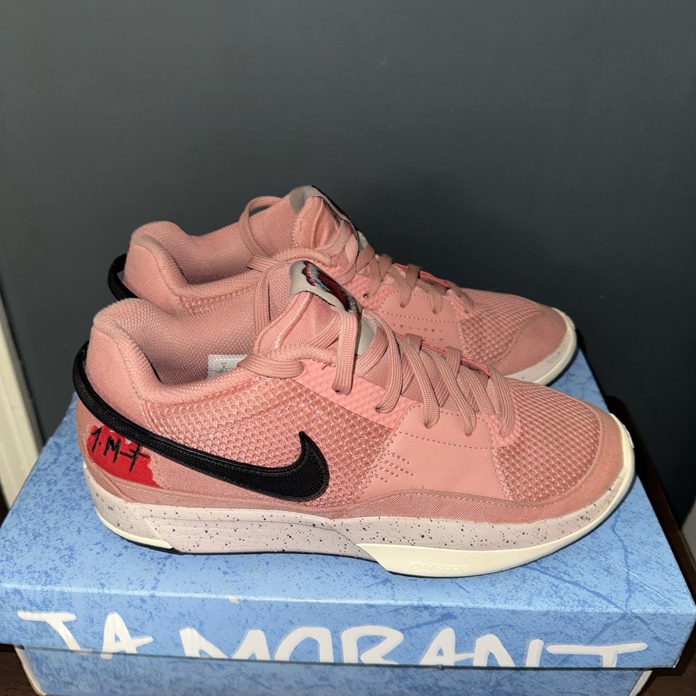 Nike Ja 1s